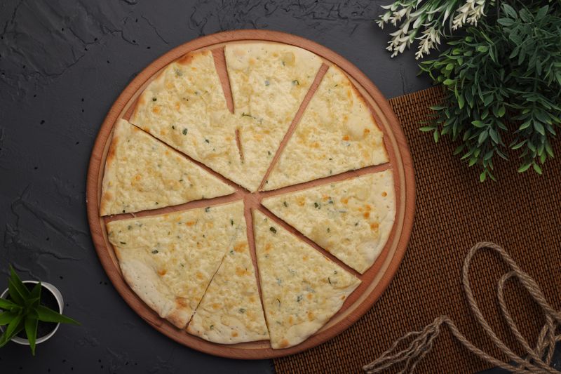 Giordanos Garlic Bread with mozzarella starter